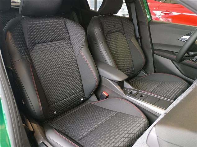 Renault CLIO Clio 1.2 TCe Techno EDC 2026