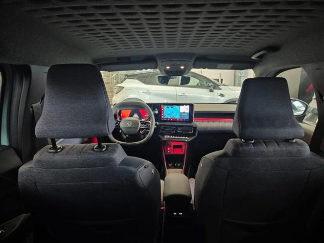 Renault R4 R4 52kWh Comfort Range Techno 2025