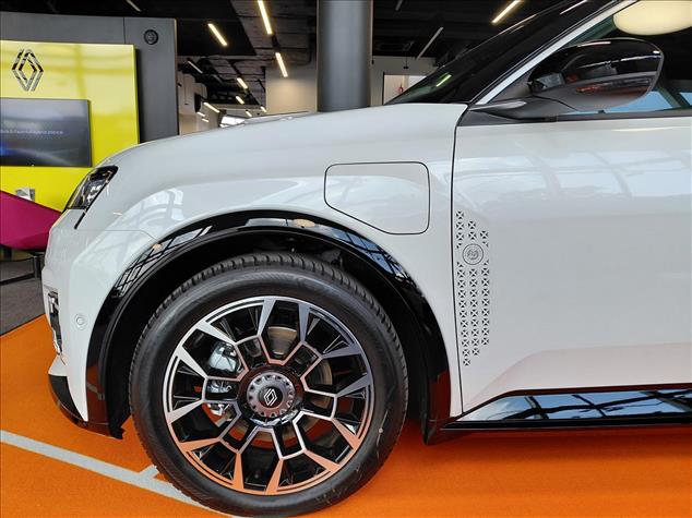 Renault R5 R5 52kWh Comfort Range Roland-Garros 2026