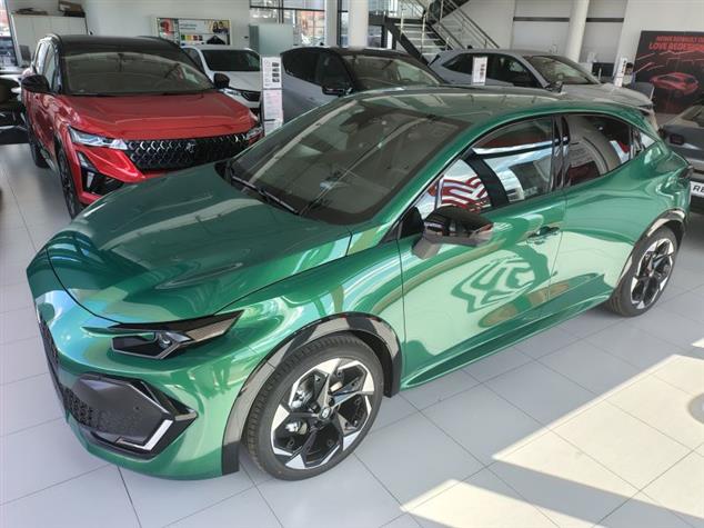 Renault CLIO Clio 1.2 TCe Techno EDC 2026