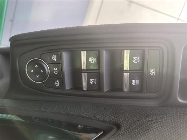 Renault CLIO Clio 1.2 TCe Techno EDC 2026