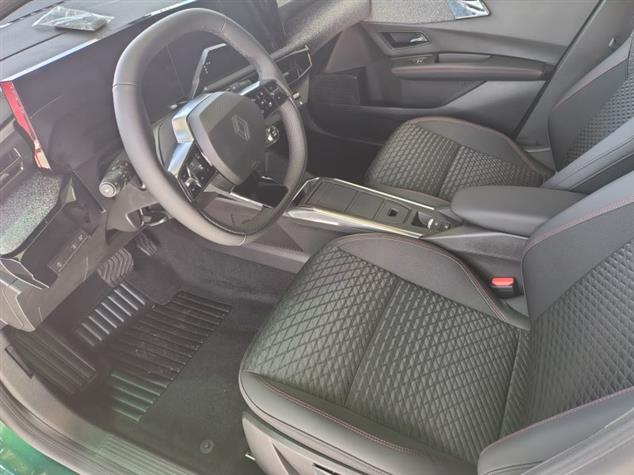 Renault CLIO Clio 1.2 TCe Techno EDC 2026