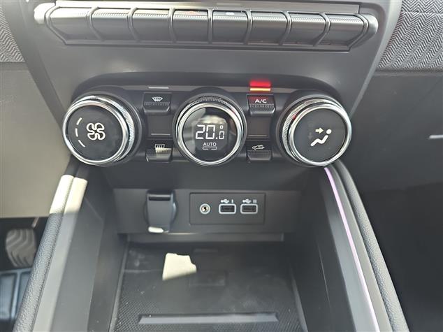 Renault CLIO Clio 1.0 TCe Techno LPG 2025