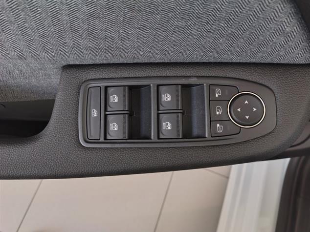 Renault CLIO Clio 1.6 E-TECH Full Hybrid 145 Techno 2025