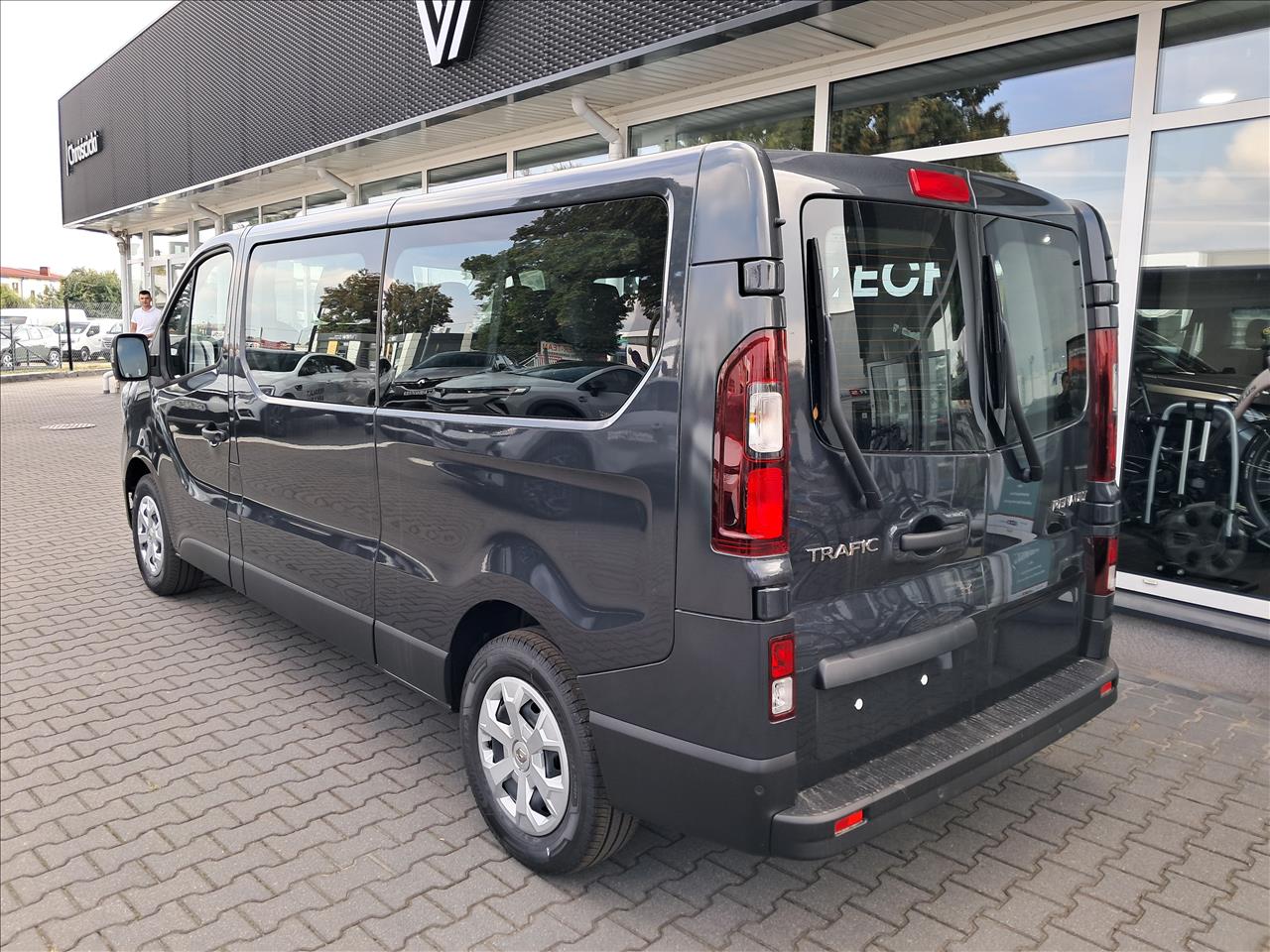 Renault TRAFIC SPACECLASS Trafic Grand SpaceClass 2.0 dCi Escapade 2024