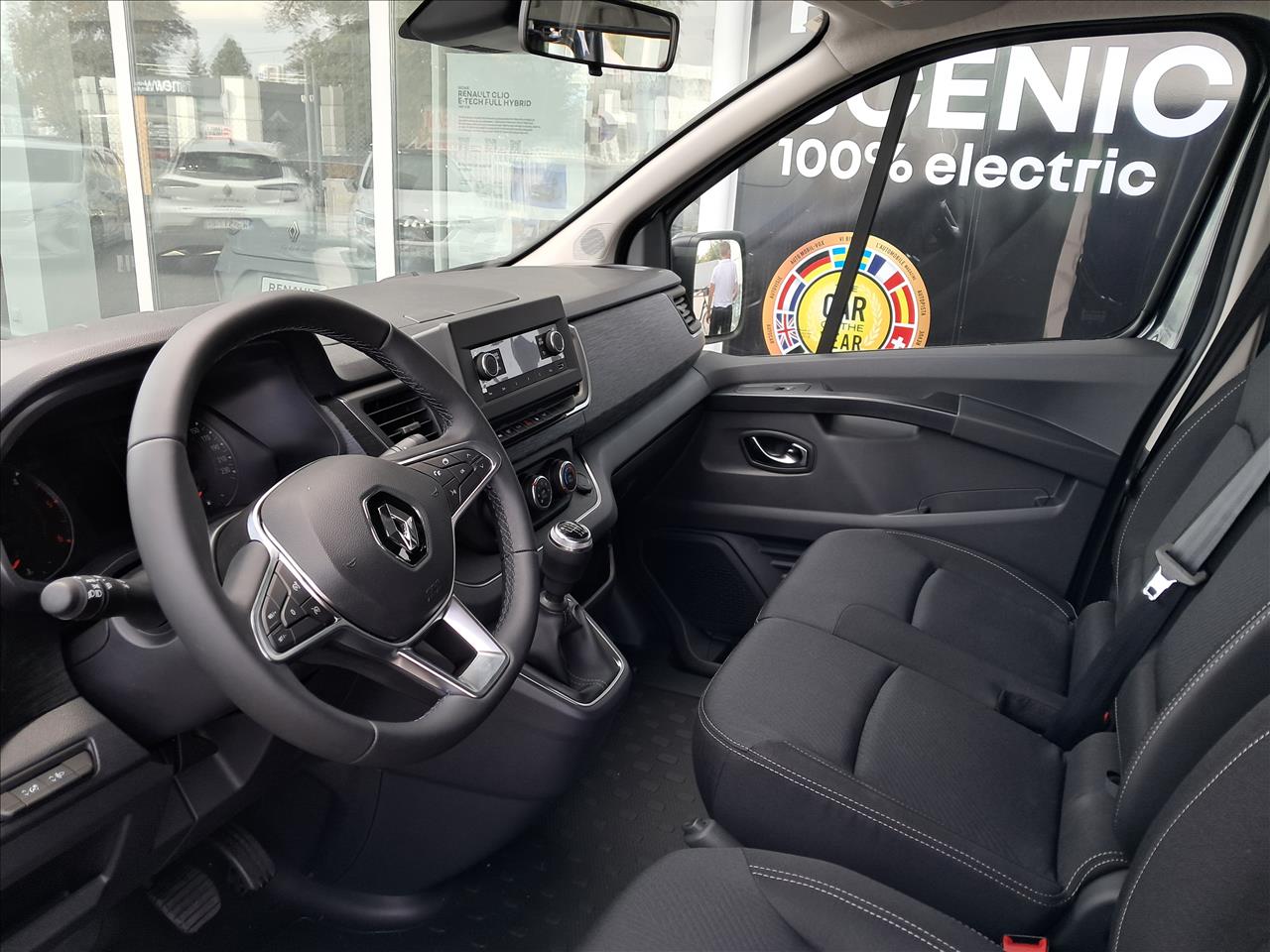 Renault TRAFIC SPACECLASS Trafic Grand SpaceClass 2.0 dCi Escapade 2024