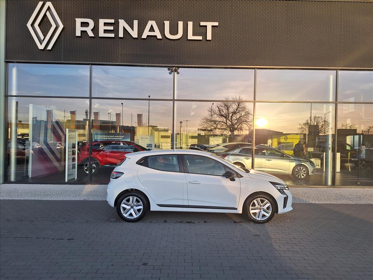 Renault CLIO Clio 1.0 TCe Evolution LPG 2024